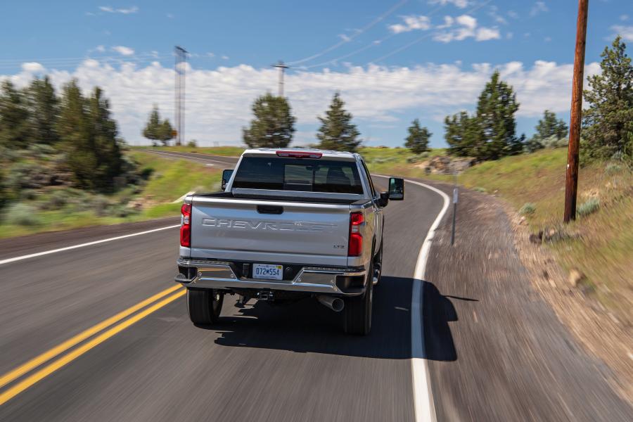  Chevrolet Silverado 2500 HD LTZ Z71 Crew Cab 2019 года  (фото 7 из 17)